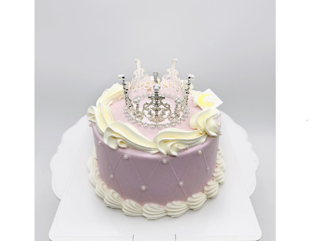 キルティングクラウンケーキ（ピンク） – 【オーダーケーキの通販・専