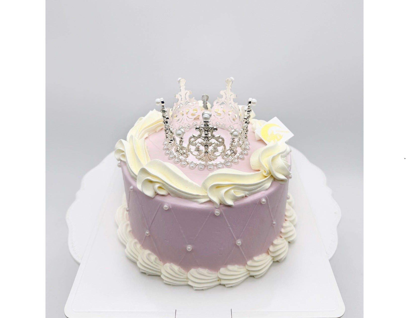 キルティングクラウンケーキ（ピンク） – 【オーダーケーキの通販・専