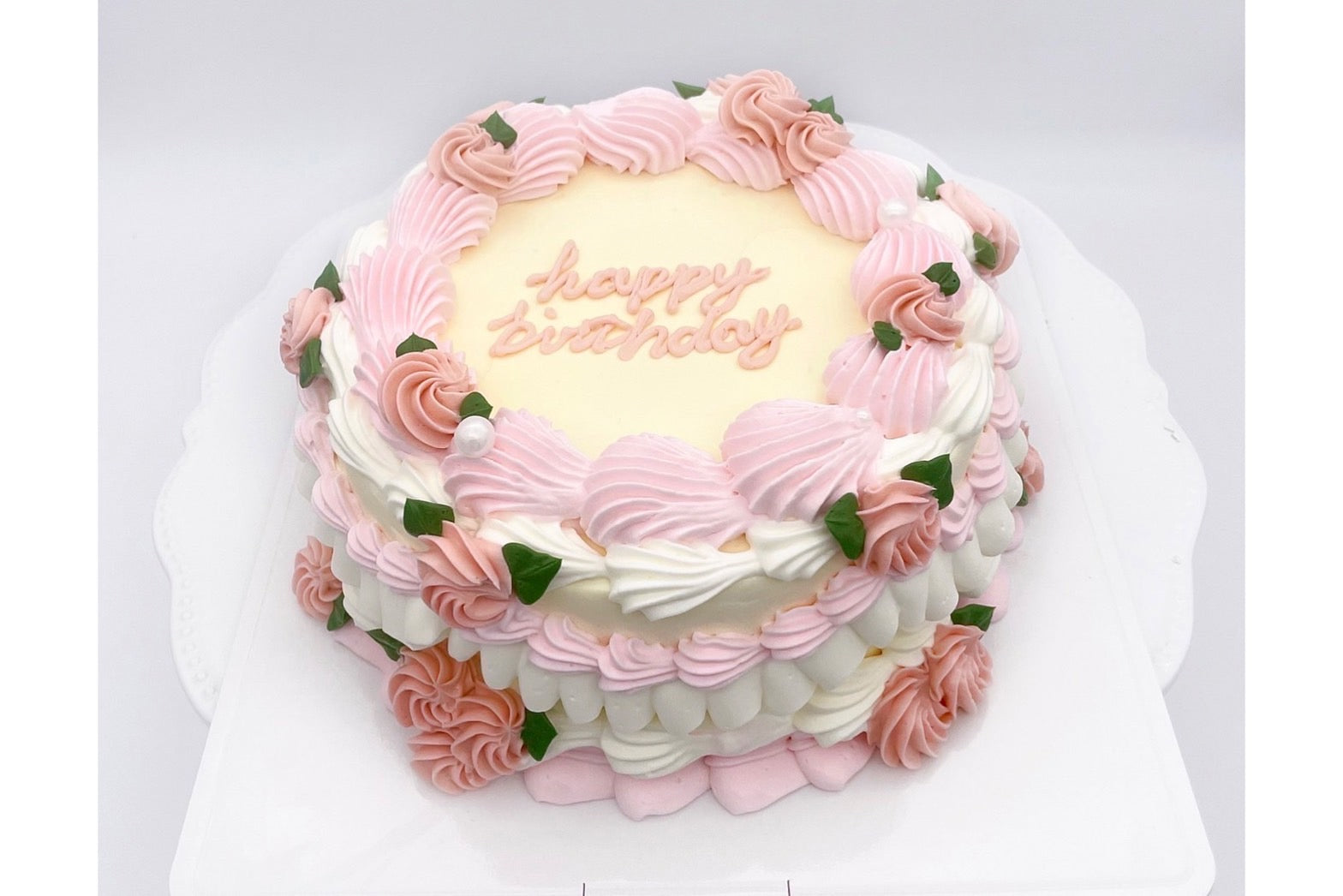 姫フリルケーキ（ピンク） – 【オーダーケーキの通販・専⾨店】⼤阪